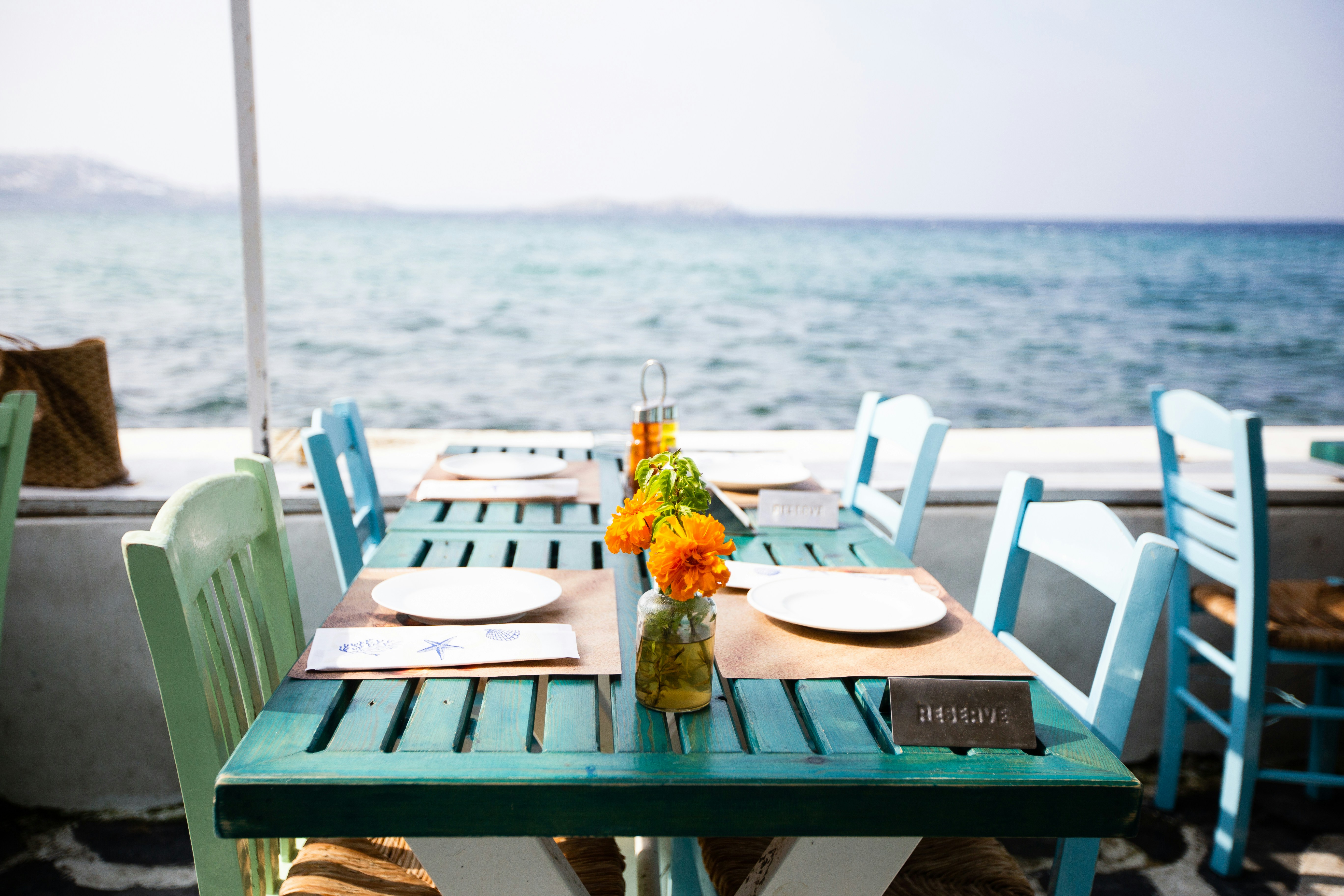 Why Couples Love Visiting a Dubai Restaurant with View