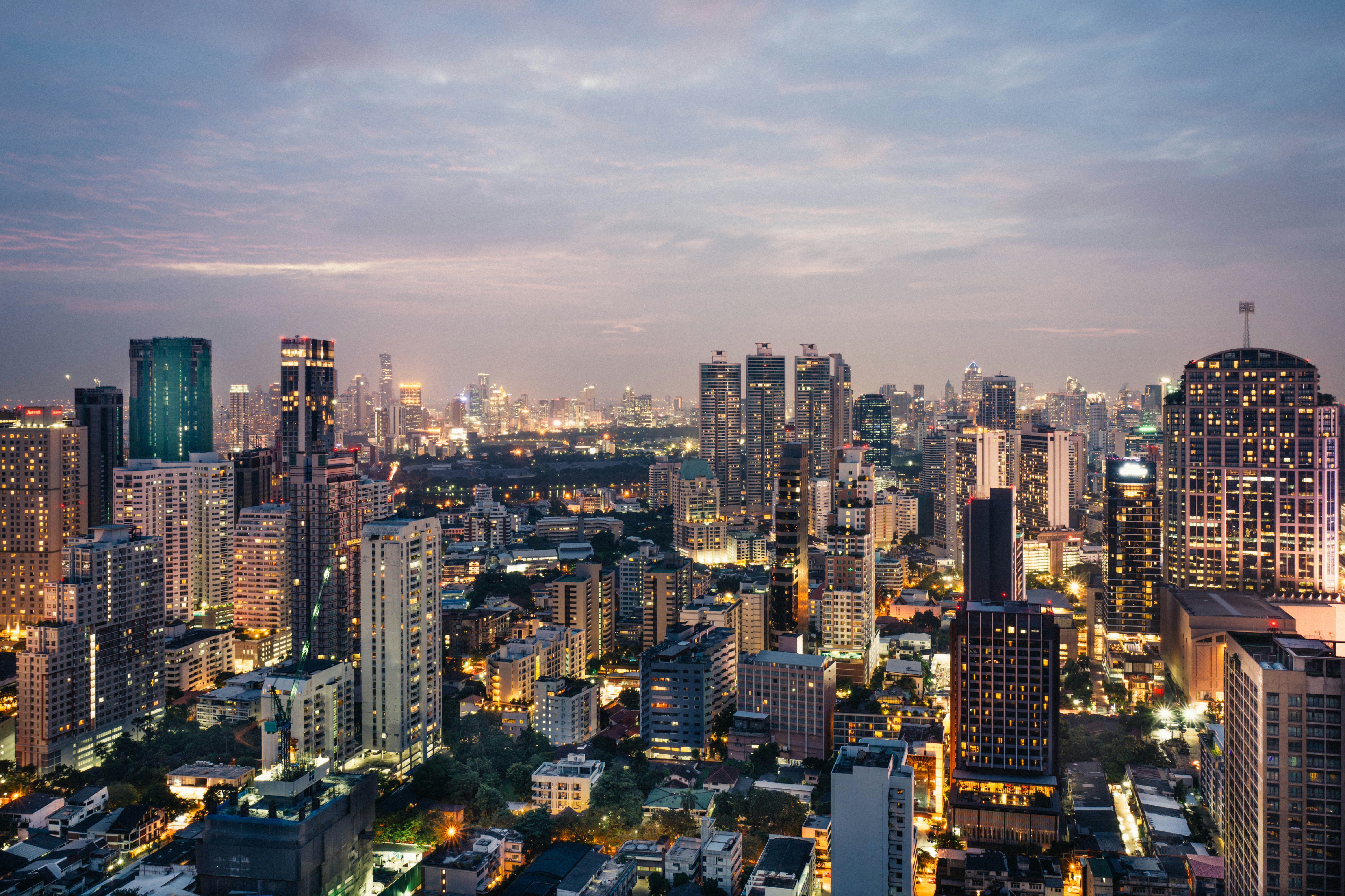 How to Explore Bangkok Easily Using the BTS Skytrain from Sukhumvit